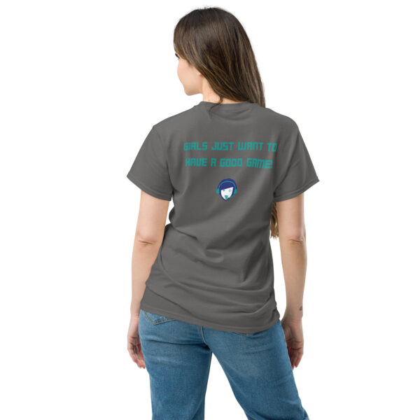 A woman posing from behind wearing a grey tshirt on which is written "girls just want to have a good game" in green with our website logo underneath